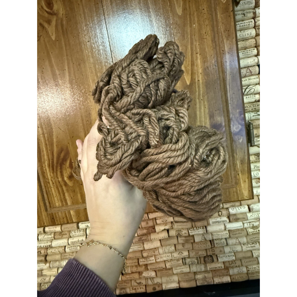 VTG New Coats & Clark's Rug Yarn Lot of 2, 131 Fudge Color Made In USA - Picture 5 of 5